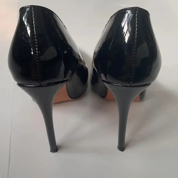 Petite Cadeau Leona black patent leather 5” heel, women’s size 7 - Picture 6 of 16